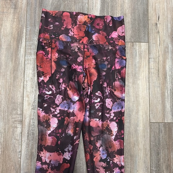 Athleta Legging (S) & Tank (M) Dappled Bloom Multi Floral Set - Valentine’s Day - Picture 7 of 12